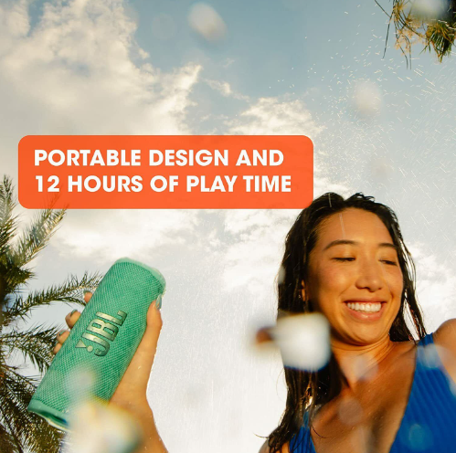 JBL Flip 6: Altavoz Bluetooth portátil resistente al agua en color blanco